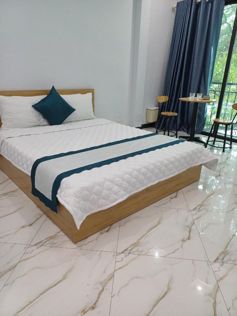 Hotel Hoa Ban Ha Noi Ханой Екстериор снимка