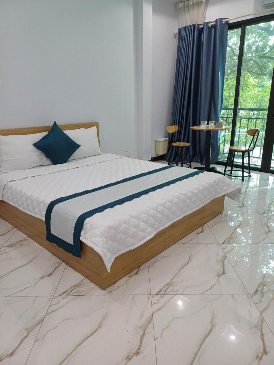 Hotel Hoa Ban Ha Noi Ханой Екстериор снимка