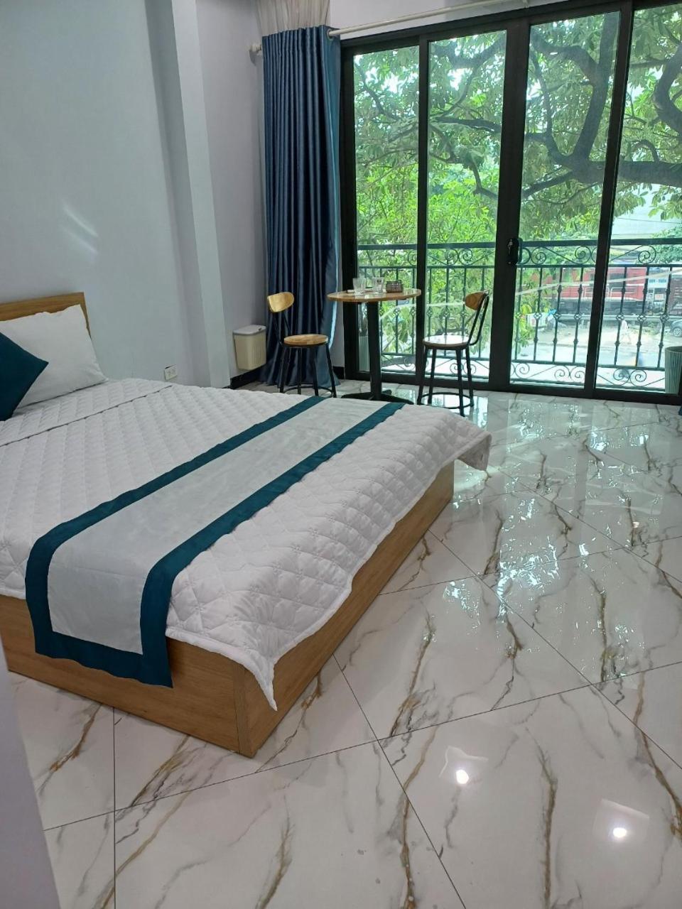 Hotel Hoa Ban Ha Noi Ханой Екстериор снимка